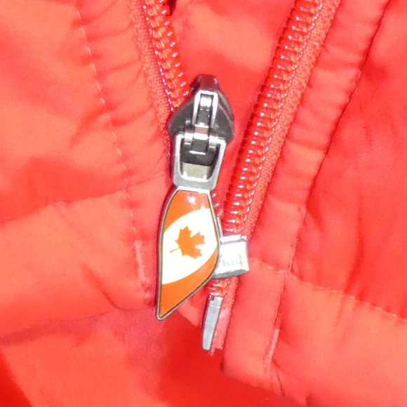 Authentic Adidas Canada Puffer Vest - Picture 5 of 10